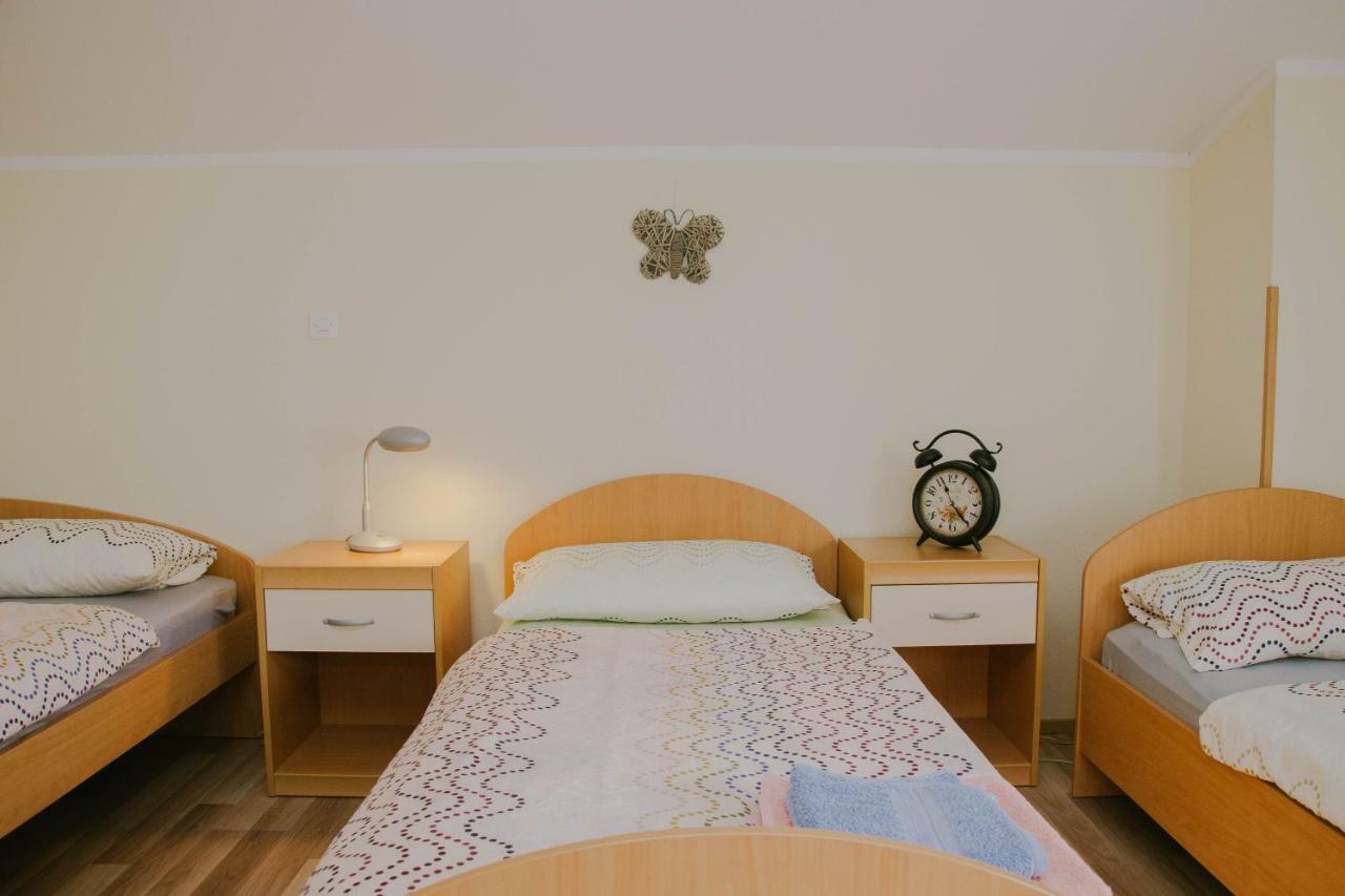 Rooms Pri Lovrizu Kobarid Eksteriør billede